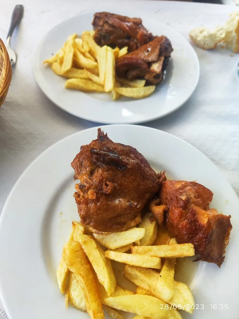 Menu_Bar Casa Aurina Somines_Candamo_image_5