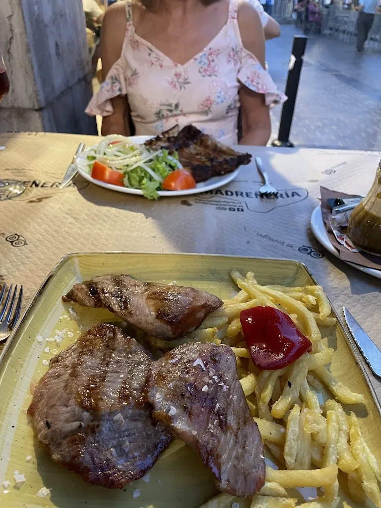 Patrick Meehan_La Madreñeria_Cangas de Onís_review