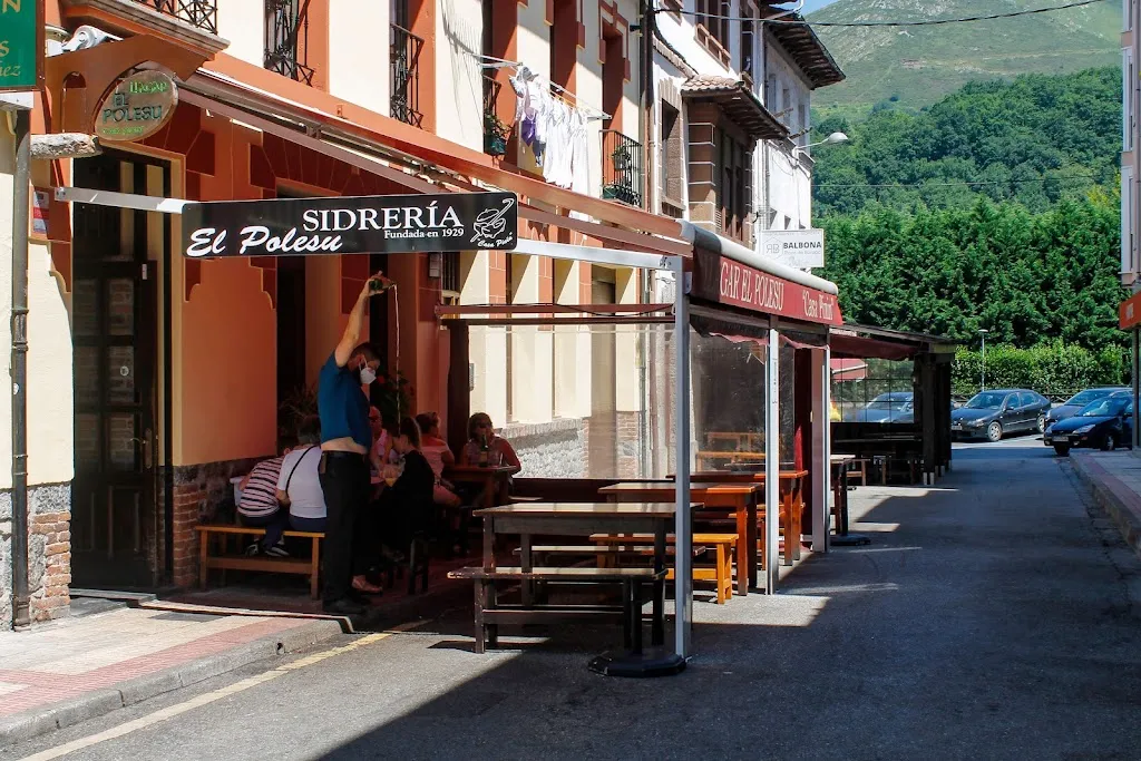 Restaurante Sidrería El Polesu restaurant in Cangas de Onís