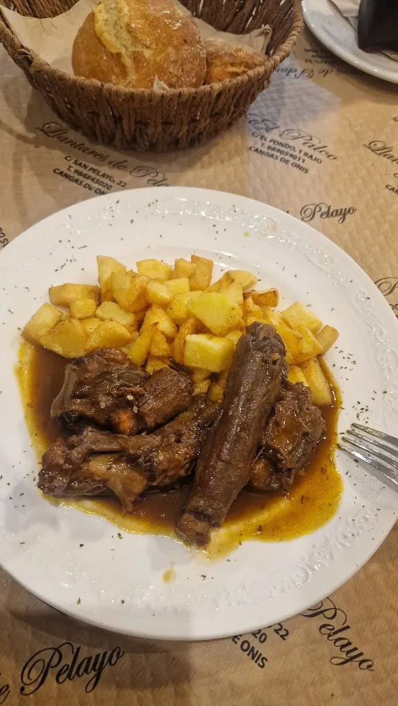 Menu_Sidreria Llantares de Pelayo - Cangas de Onis_Cangas de Onís_immagine_9