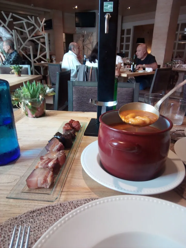 Menu_Restaurante Los Arcos_Cangas de Onís_immagine_7