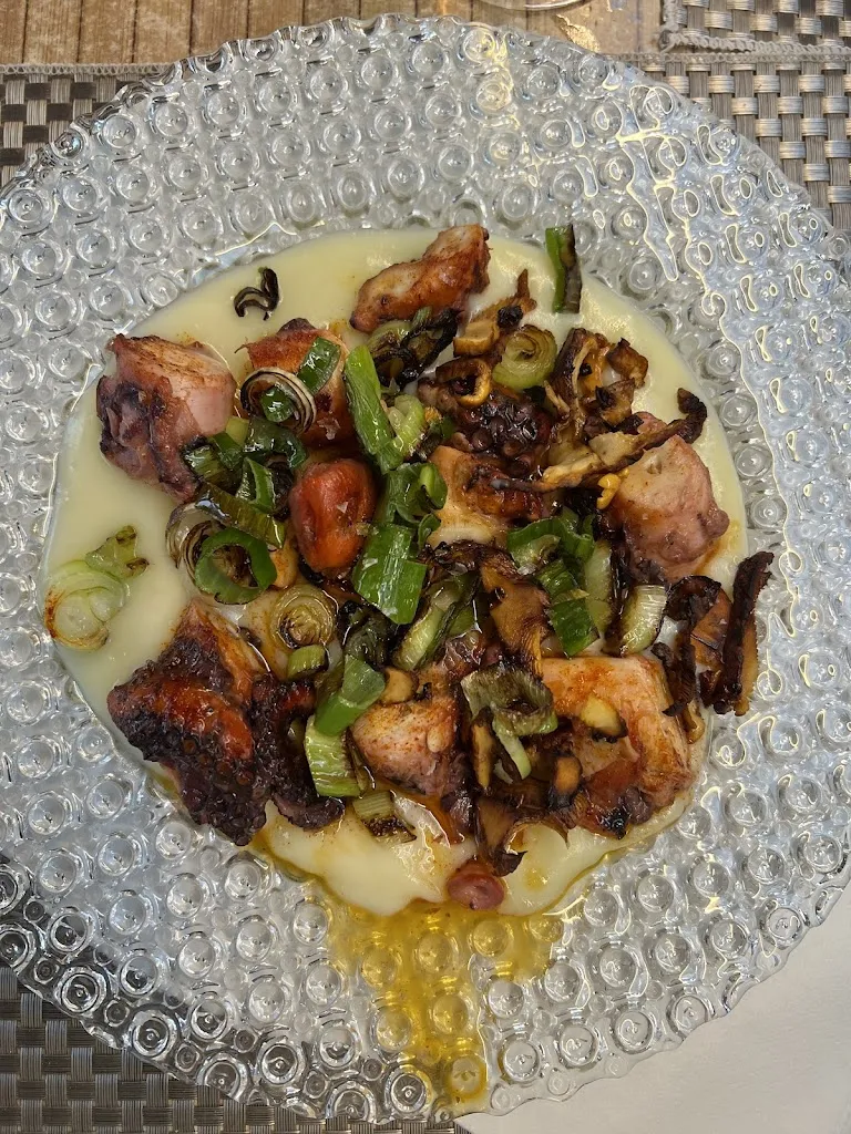 Pascalleken De Schepper_Restaurante Los Arcos_Cangas de Onís_recensione