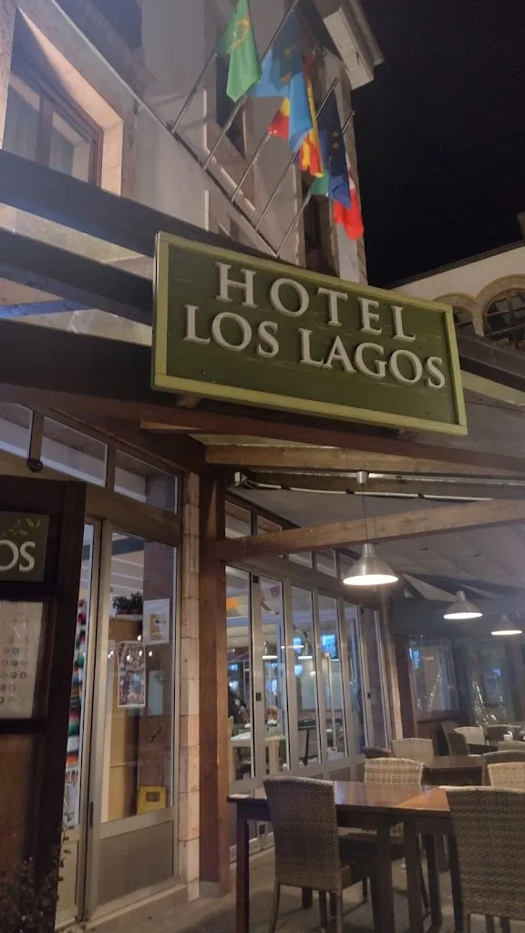 Tomi Wata_Restaurante Los Arcos_Cangas de Onís_recensione