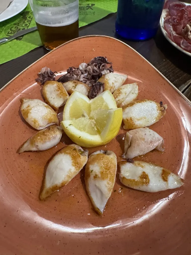 JR Suarez_Sidreria Vega Redonda_Cangas de Onís_review