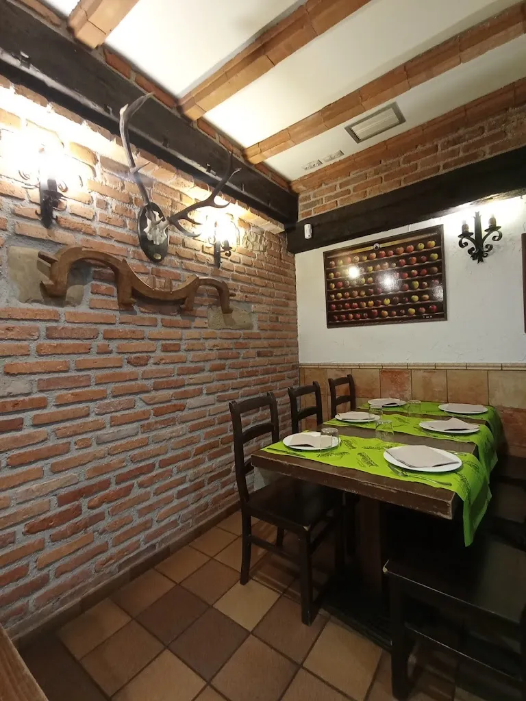 Sidreria Vega Redonda_Cangas de Onís_slider_image_3