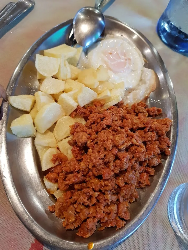 Bruno Rodriguez_Bar Restaurante Carrales_Caravia_Bewertung