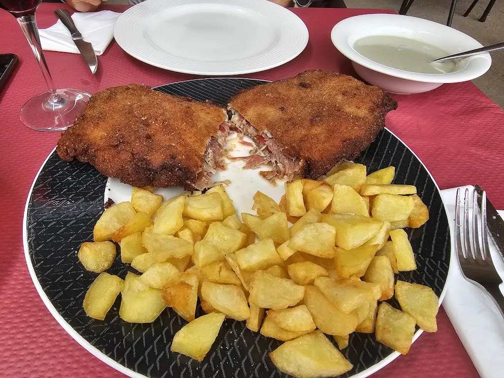 Bar Restaurante Carrales_Caravia_slider_image_3