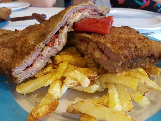 La Corralada Bar Tienda_Caravia_slider_image_3