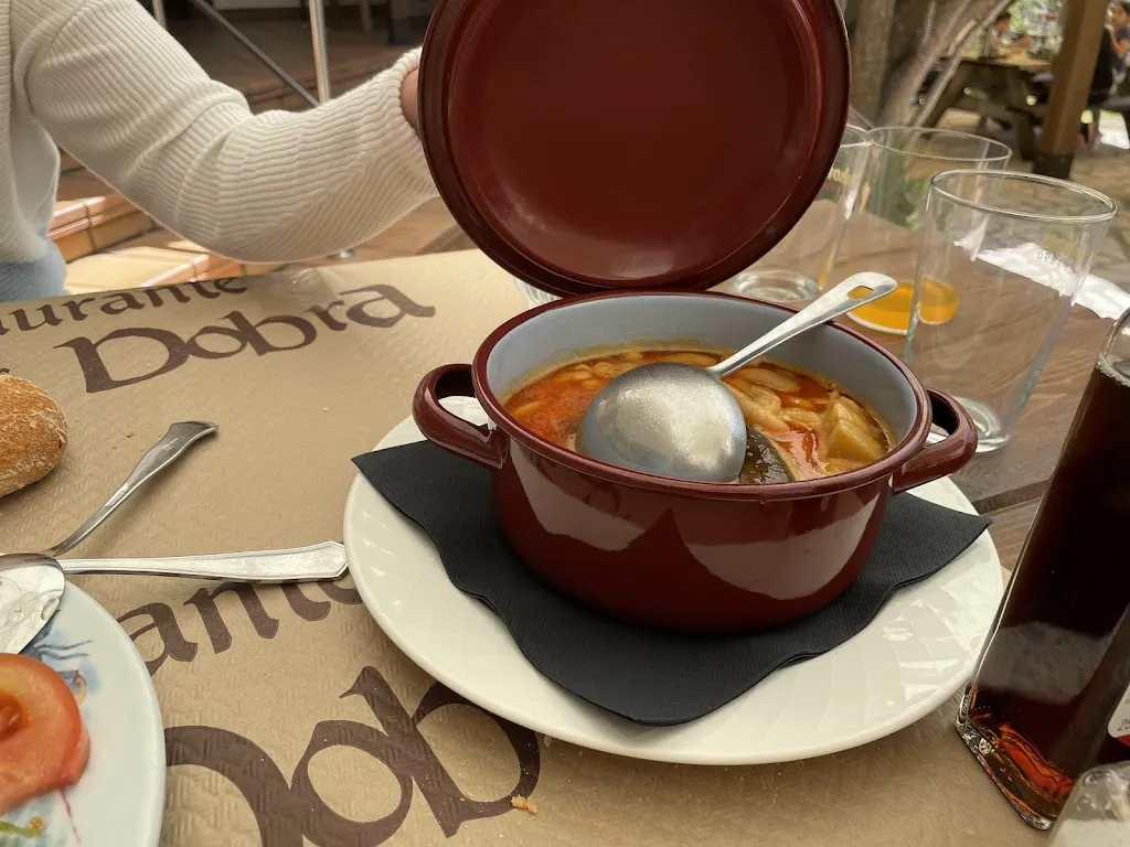 Jonathan Phillips_Restaurante puente Dobra_Amieva_review