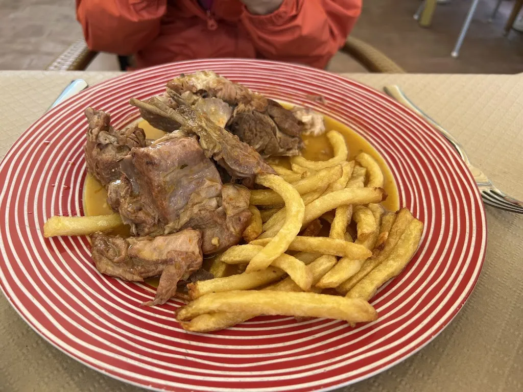 Roger CHAU_La Barca_Amieva_recensione