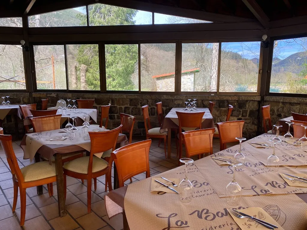 La Barca restaurant in Amieva