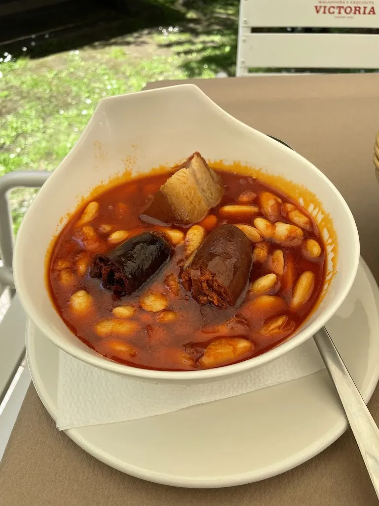 Mighel Molenkamp_Bodegón del Dobra_Amieva_review