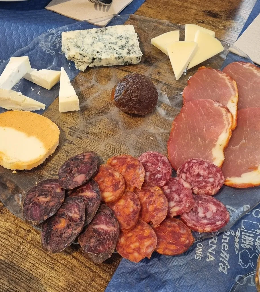 Josep Lluís Martín Salazar_Restaurante A la Sombra de un Sifón_Amieva_review