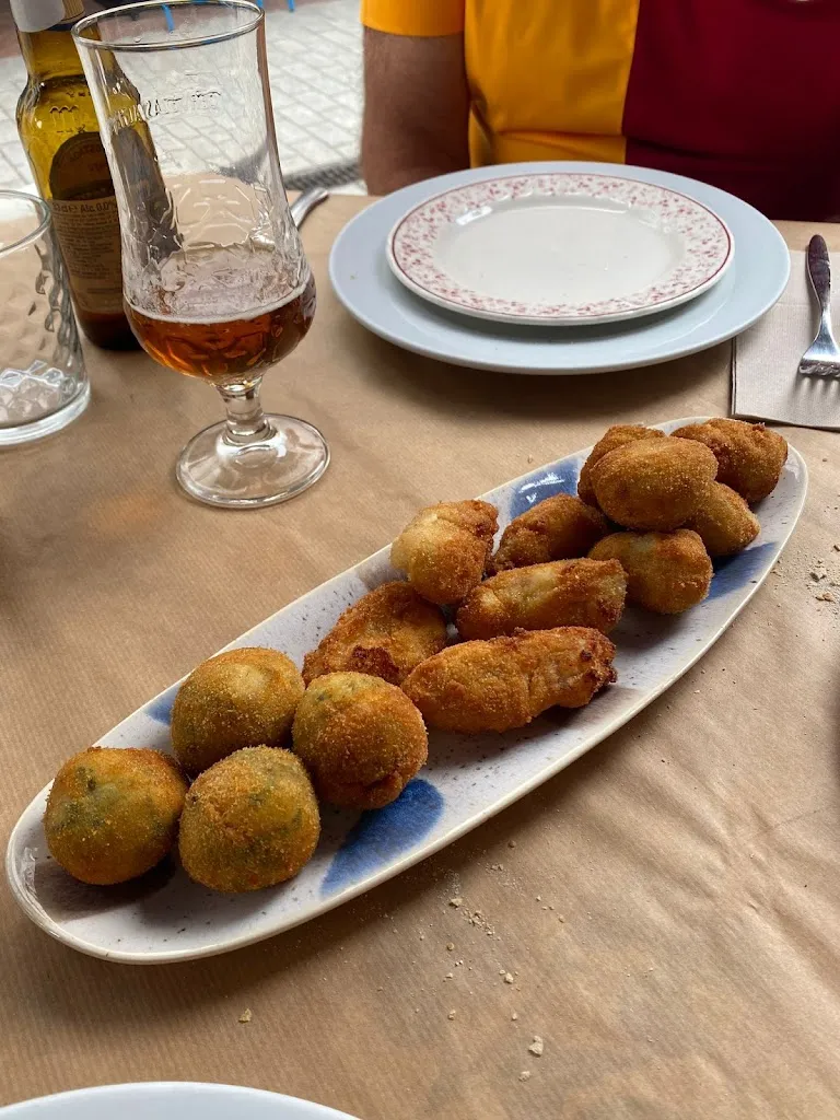 Victor Rodriguez_Restaurante A la Sombra de un Sifón_Amieva_review