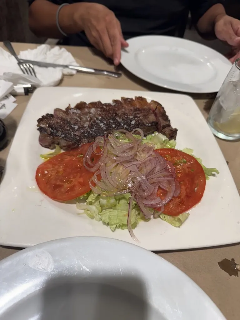 Victoria Lins_Restaurante Marisqueria 3M_Amieva_review