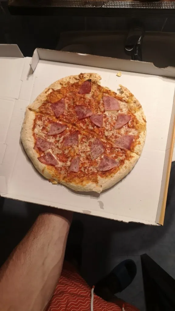 robert farrugia_Hamburguesería La Ruta_Amieva_recensione