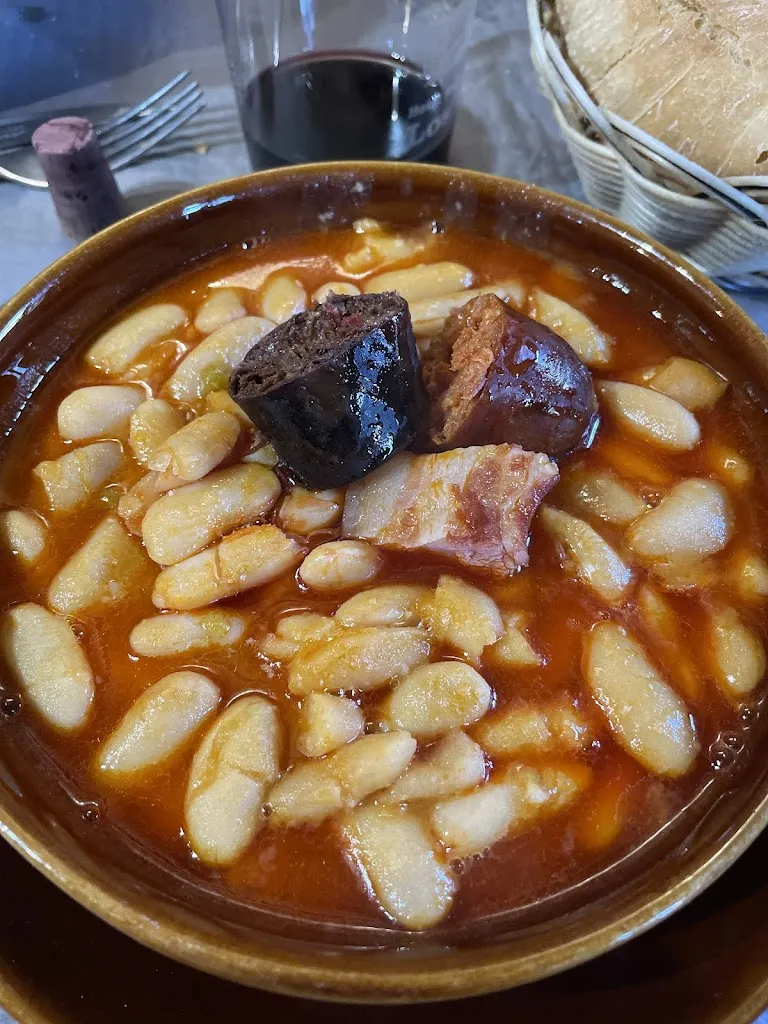 Ariana Jimenez_Restaurante Los Texos_Amieva_recensione