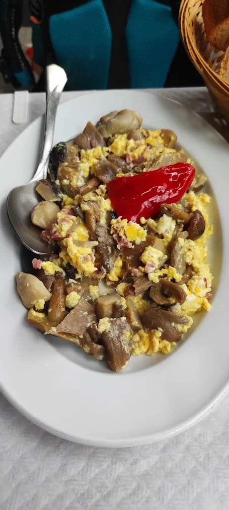 Merlin_Casa Hermogenes_Amieva_review