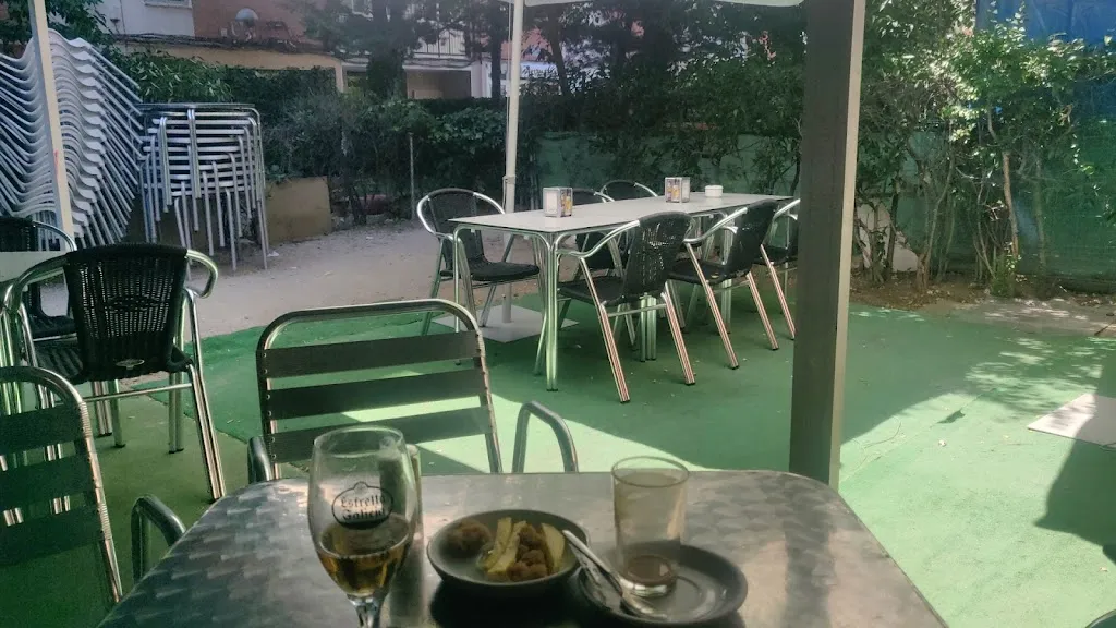 Carlos Maraña_Bar Restaurante Rio Sorbe_Carballo_review