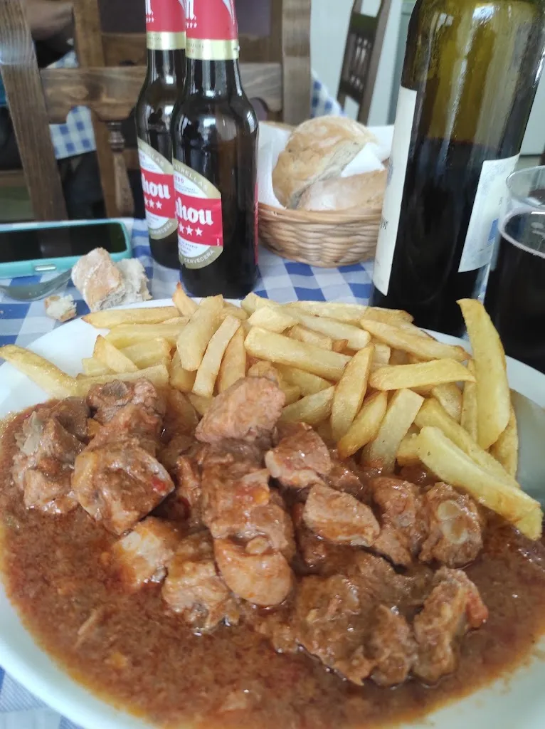 Gemma Gil_Bar Vigil_Bimenes_review