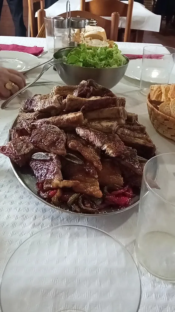 Meson parrilla La Camperona restaurant in Bimenes