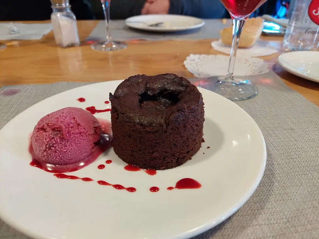 Betsy Pulido Casla_Sidrería La sindical_Bimenes_recensione