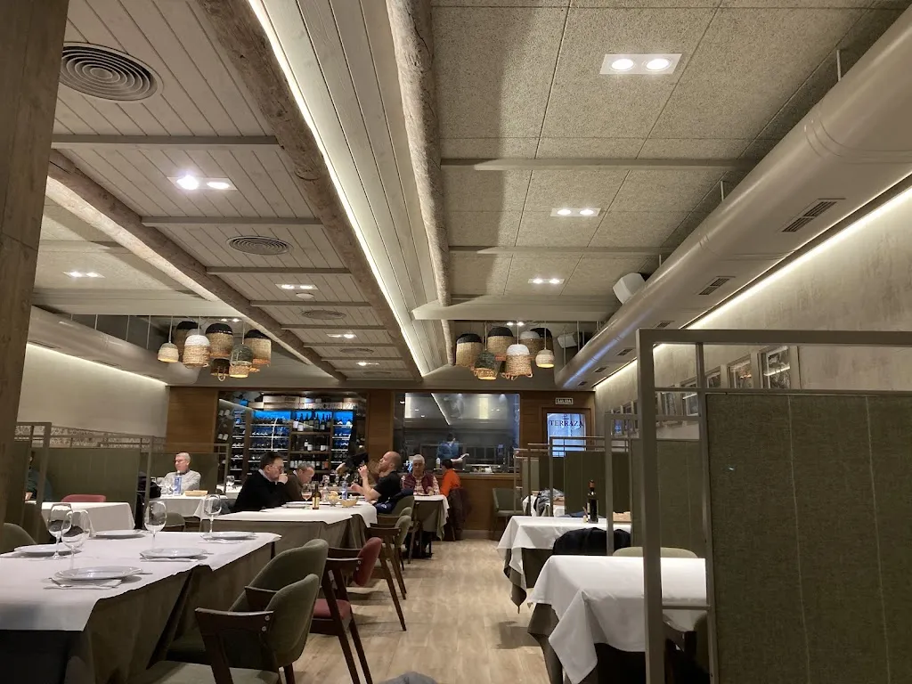 Hostal Río Sil_Carballo_slider_image_1