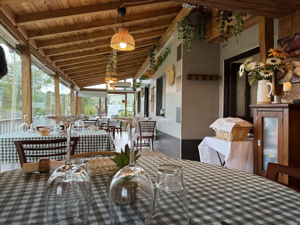 LR15- La Raiz 15 Casa de Comidas ristorante a Bimenes