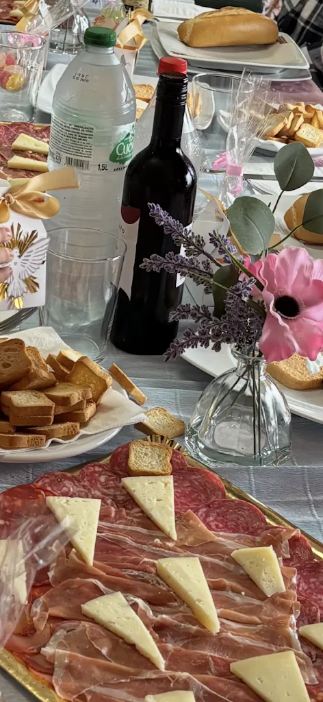 Inmaculada Gao_Mesón Cortina Parrilla_Bimenes_review