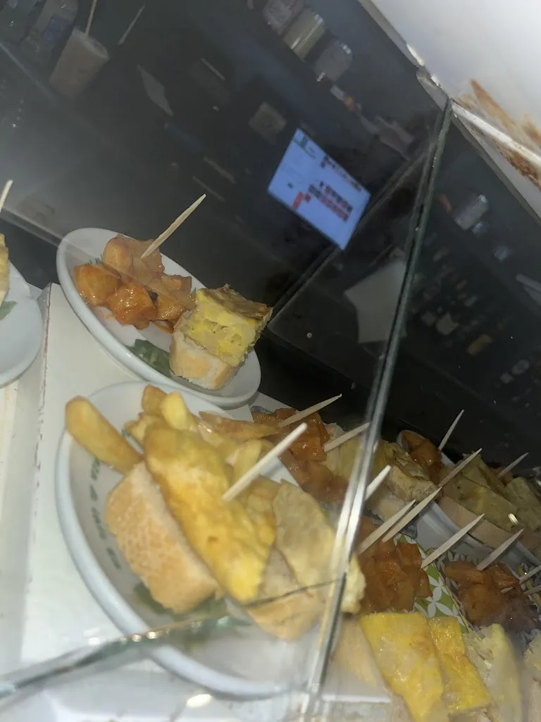 Menu_Válgame Dios_Bimenes_image_5