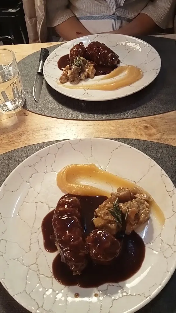 Bar Blanco Restaurante_Cangas del Narcea_slider_image_2