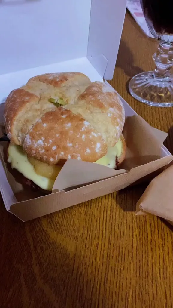 Poliana Reis_Maloserá _Carballo_review