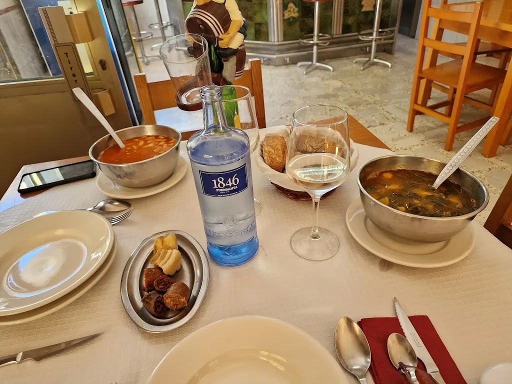 María José de Julián_Restaurante María Luisa_Cangas del Narcea_review