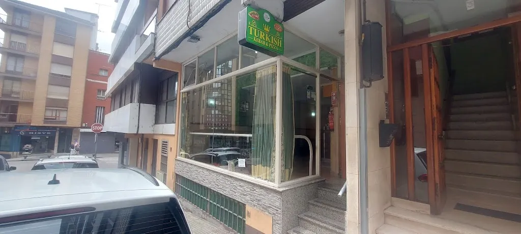 Turkish kebab y pizza restaurant in Cangas del Narcea