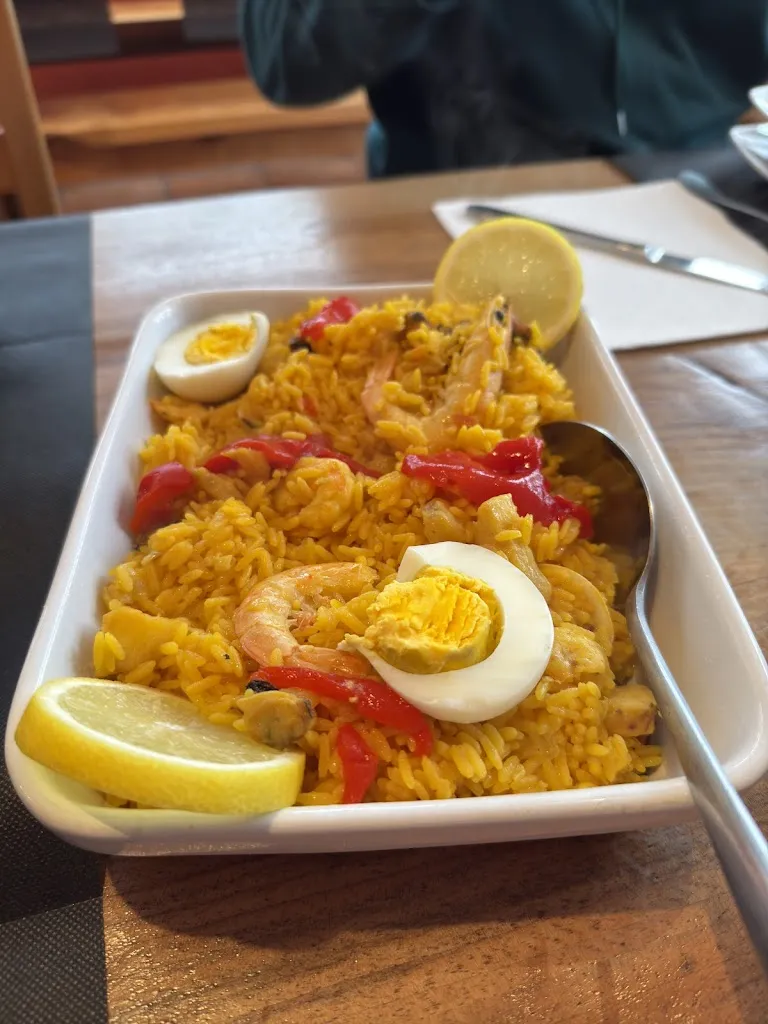 Urbex_asturias_Bar Restaurante Los Remedios_Cangas del Narcea_review