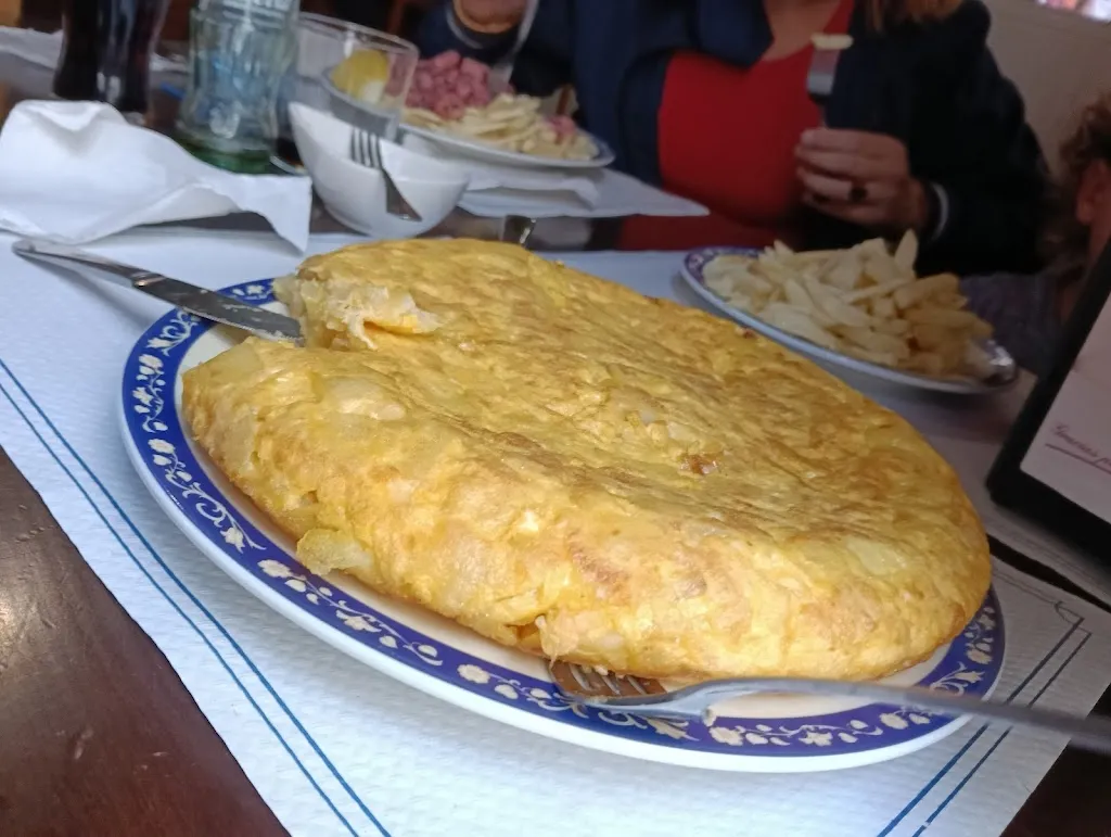 penogilio vilo canosa_O Logradouro_Carballo_review