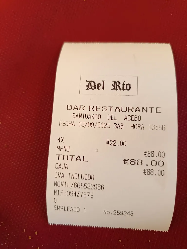 Francisco Javier Chamorro Manceñido_Restaurante Del Río El Acebo_Cangas del Narcea_review