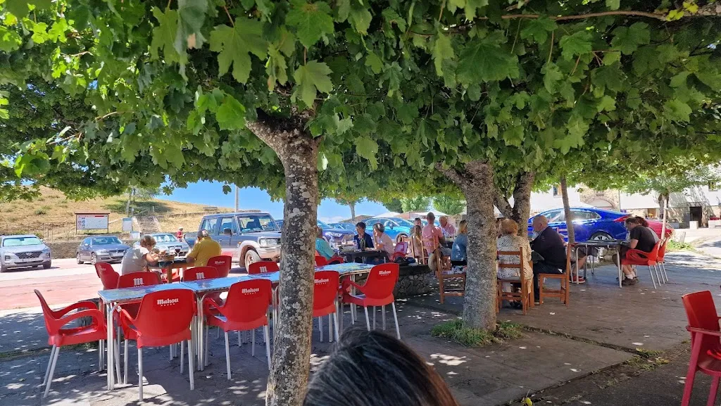 Restaurante Del Río El Acebo_Cangas del Narcea_slider_image_1