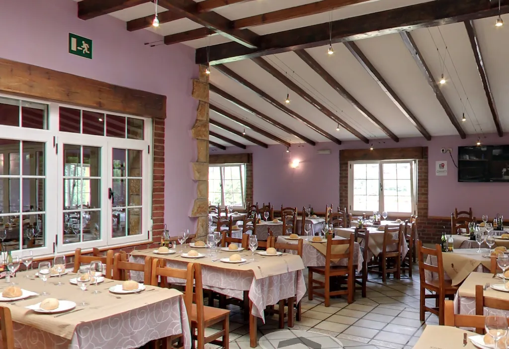 Parrilla - Sidrería Los Sauces restaurant in Avilés