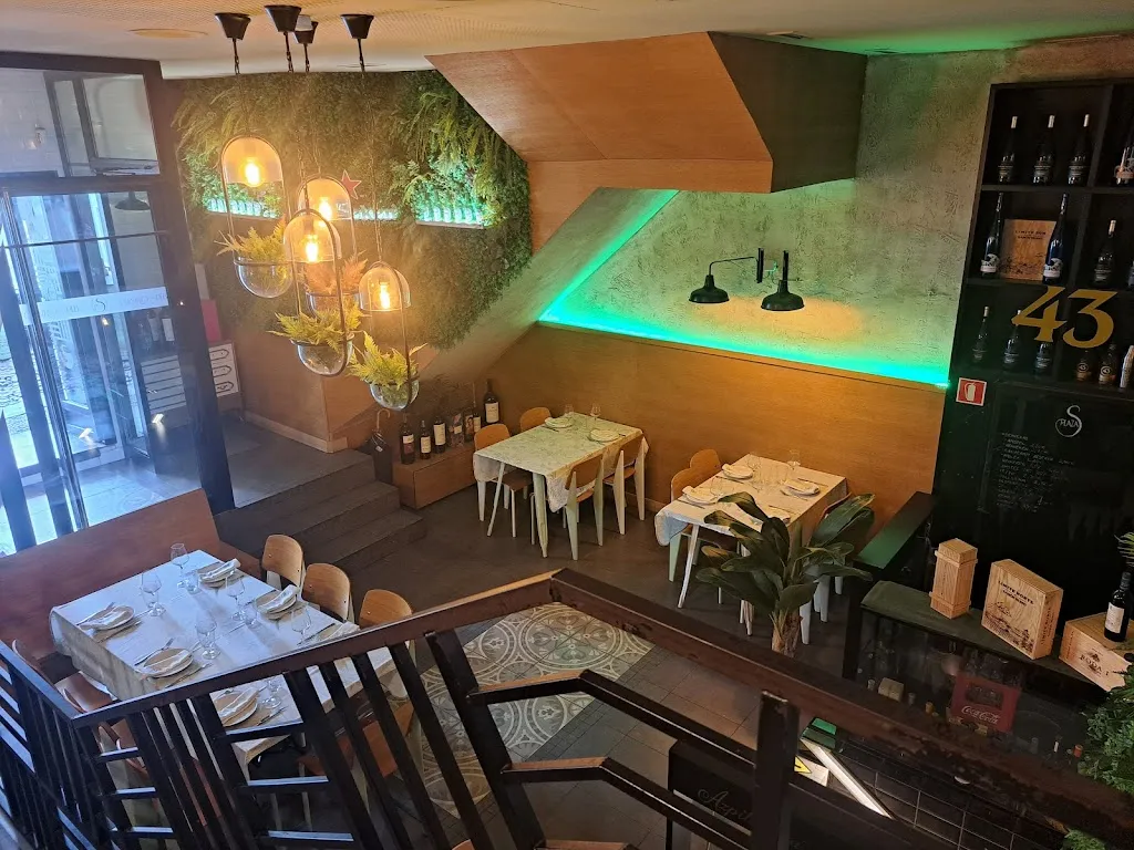 GastroPub Plazas restaurant in Avilés