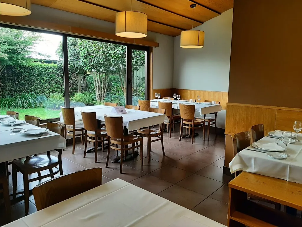 Parrilla Pedra Furada restaurant in Carballo