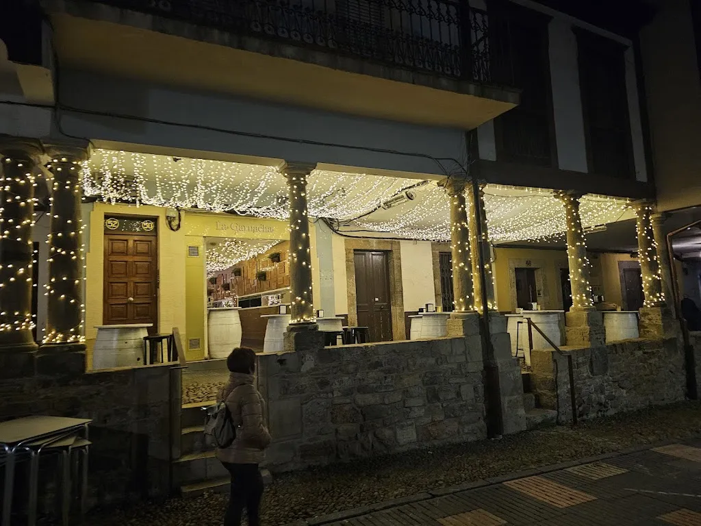 Restaurante la Garnacha restaurant in Avilés
