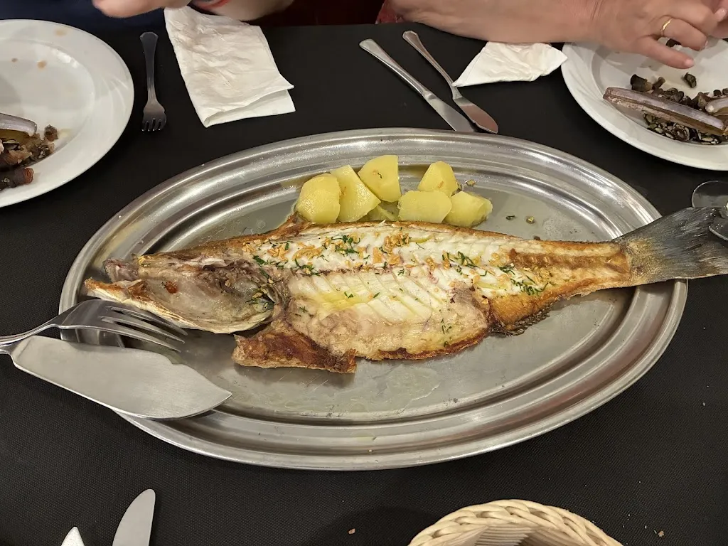 Restaurante Mesón del Mar La Arisueña restaurant in Carreño