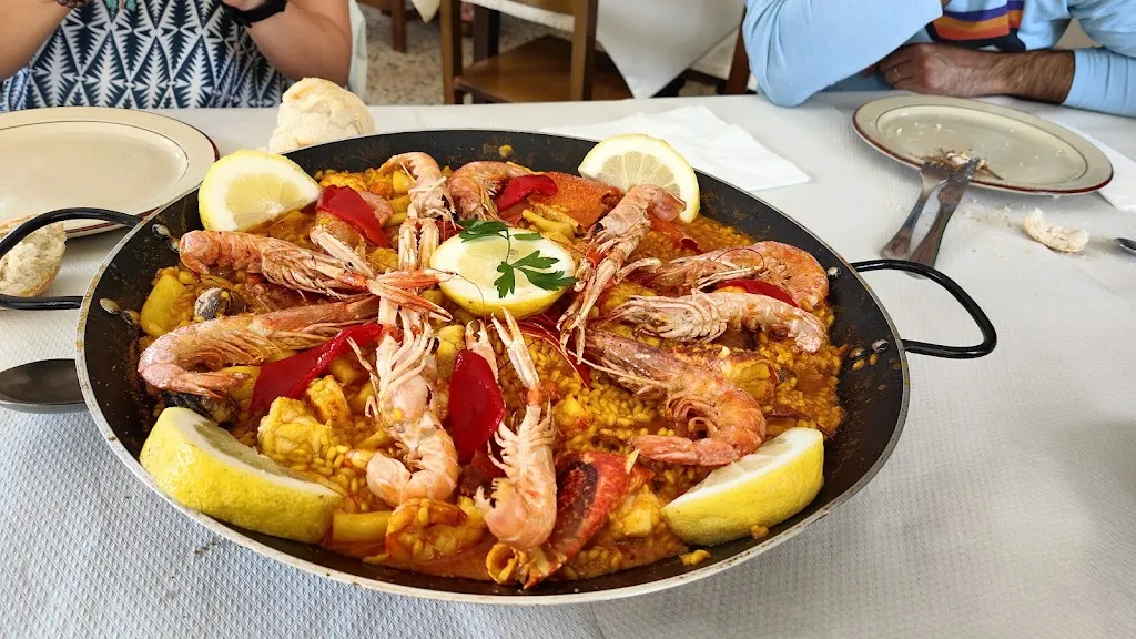 Miguel Pérez Lazcano_Bar Merendero Casa Cristina_Carreño_recensione