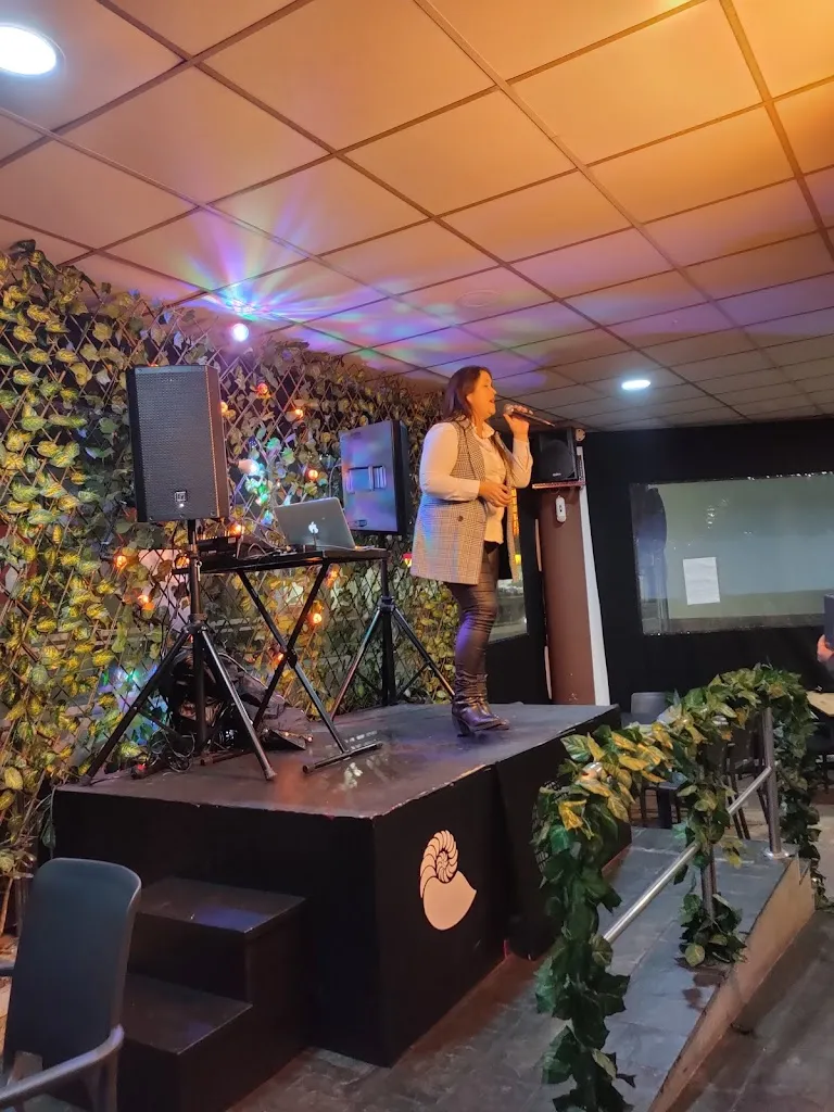 Caracola Bar (Carballo) restaurant in Carballo