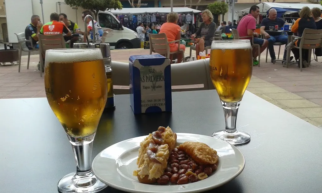 Cafe-Bar Las Palmeras_Corvera de Asturias_slider_image_2