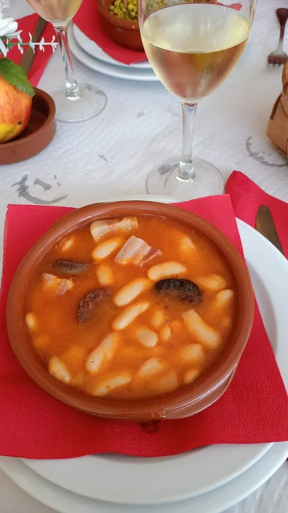 Menu_Apartamentos, bar tienda y restaurante La Artesana_Degaña_image_7