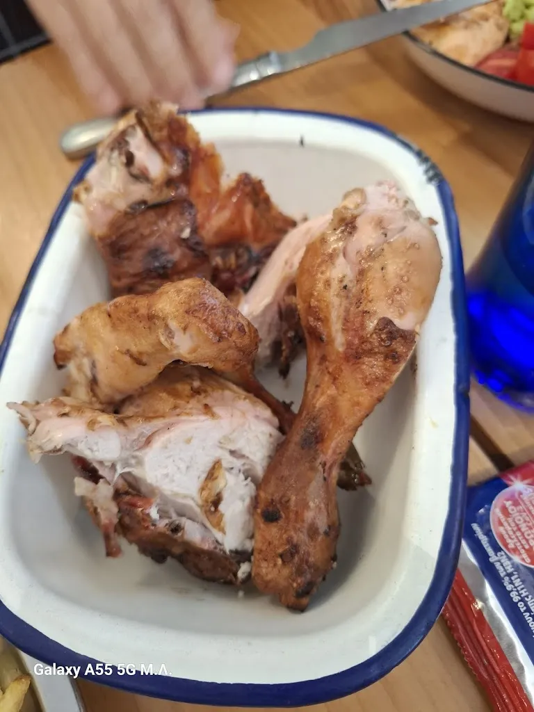 Μιχάλης Λ_Piri Piri al Carbón_Franco El_review