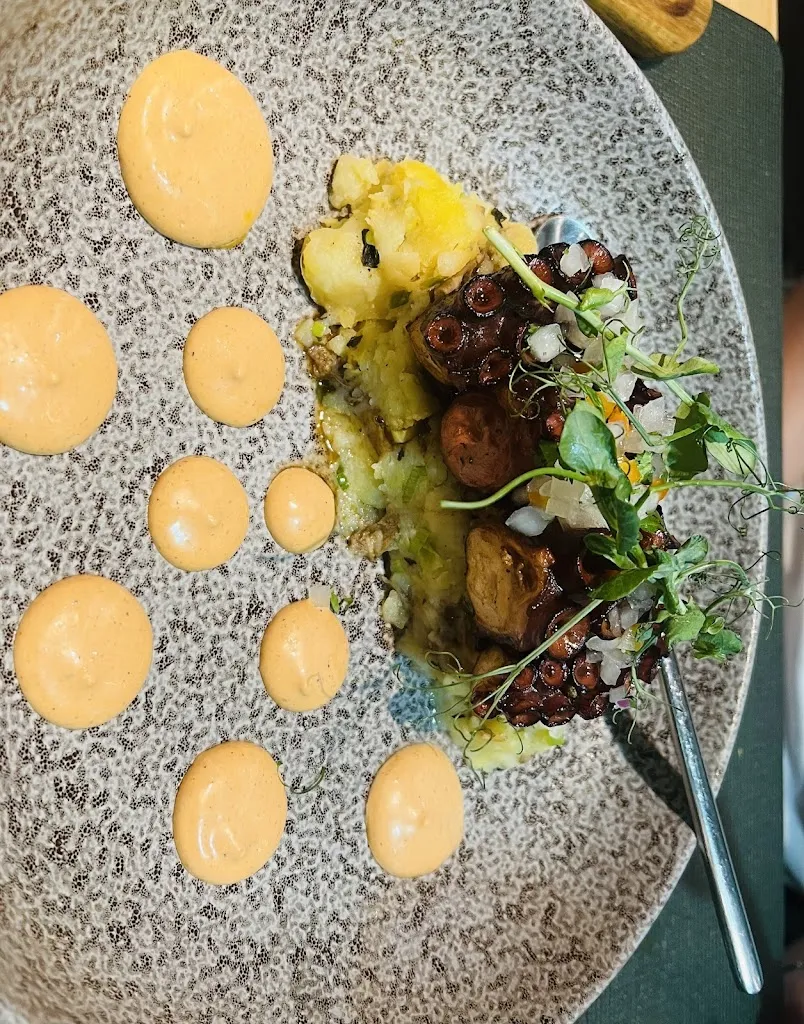 Artur Chadzynski_Piscomar By Jhosef Arias_Franco El_recensione