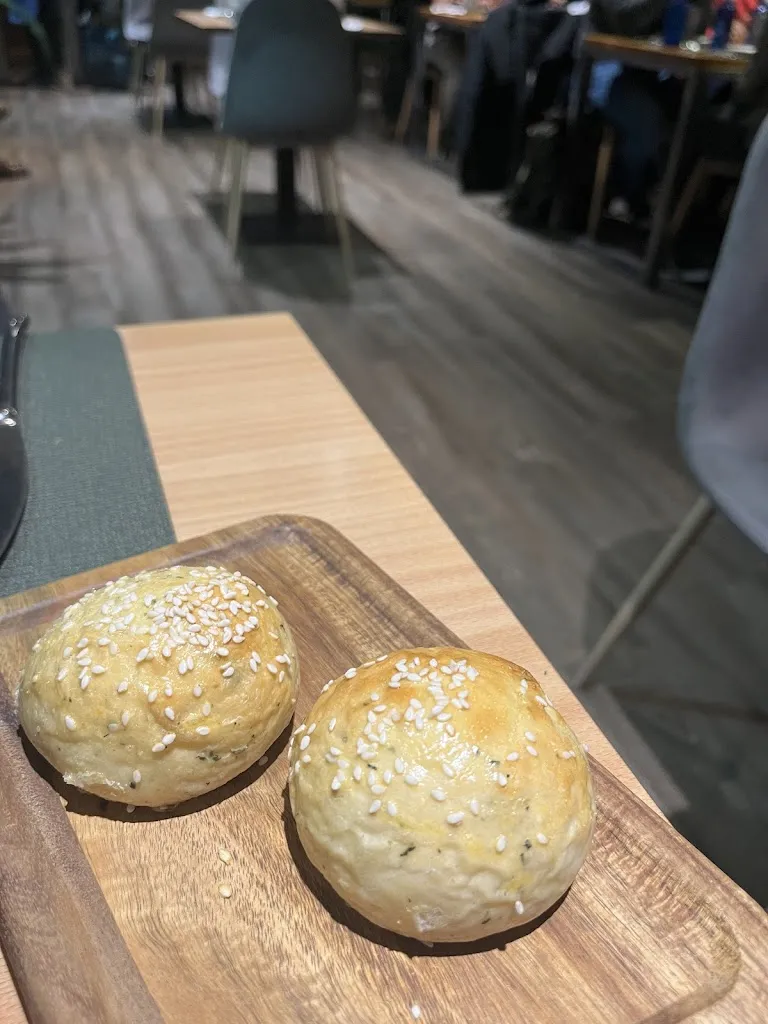 Jennifer Eum_Piscomar By Jhosef Arias_Franco El_recensione